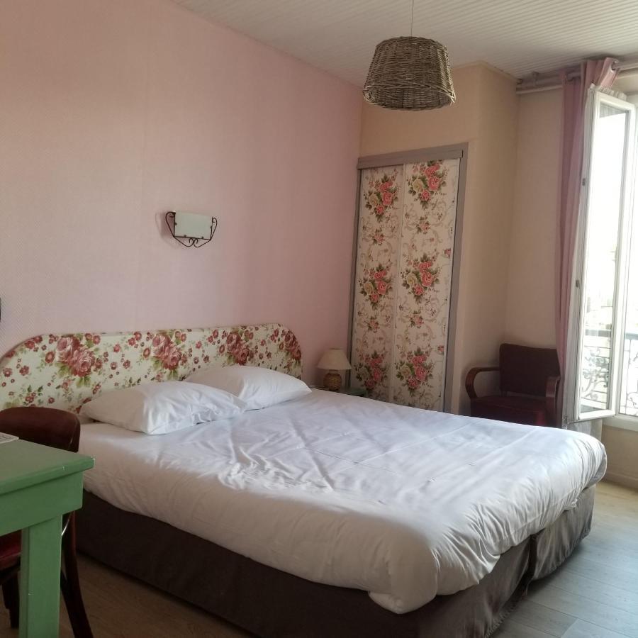 Logis Hotel Du Terreau Маноск Экстерьер фото
