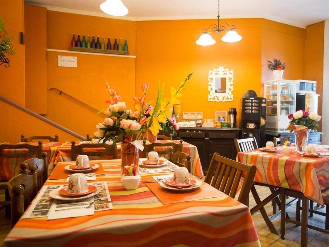 Logis Hotel Du Terreau Маноск Экстерьер фото