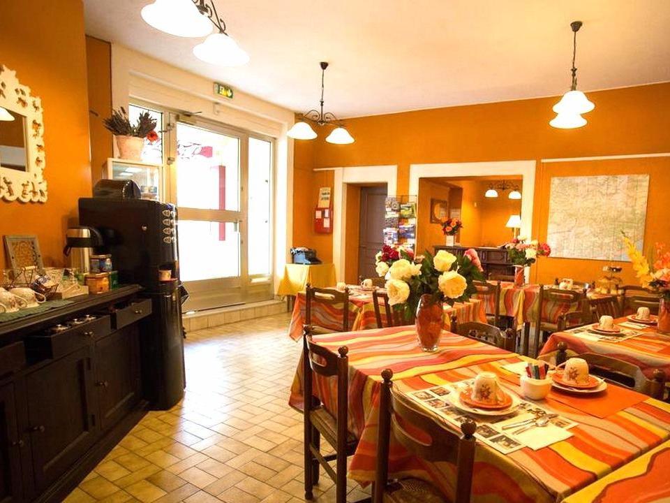 Logis Hotel Du Terreau Маноск Экстерьер фото
